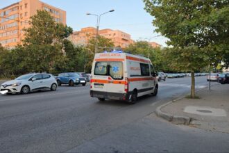 atv rasturnat la iesirea din constanta spre valu lui traian doua persoane au fost ranite 6906255fc4b5b