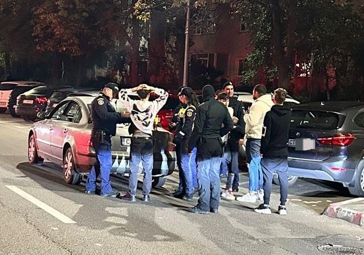 au voie politistii sa ne controleze masina sau sa ne caute prin buzunare o intrebare pe care o adreseaza in general cei care se simt cu musca pe caciula 691a859bae29b