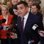 aur ataca guvernul bolojan cu doua motiuni simple vizati sunt ministrii energiei si transporturilor ce li se reproseaza demnitarilor 6914aa5c76f77