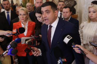 aur ataca guvernul bolojan cu doua motiuni simple vizati sunt ministrii energiei si transporturilor ce li se reproseaza demnitarilor 6914aa5c76f77