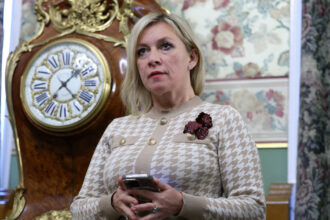 averea secreta a mariei zaharova purtatoarea de cuvant a ministerului rus de externe are apartament de lux in moscova pe numele rusiei 6905d56d68701