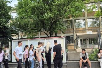 bacalaureat 2026 modele de subiecte pentru 15 discipline publicate de ministerul educatiei 69088911281c3