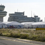 berlinul inchide cel mai mare centru de cazare pentru ucraineni aproximativ 1500 de refugiati sunt afectati 6911bd78483f4