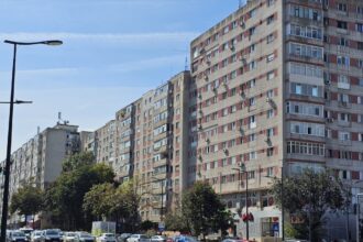 ce pot face locatarii unui bloc cand un vecin ocupa abuziv spatiile comune precum uscatorul sau boxa 6917df1a14acd