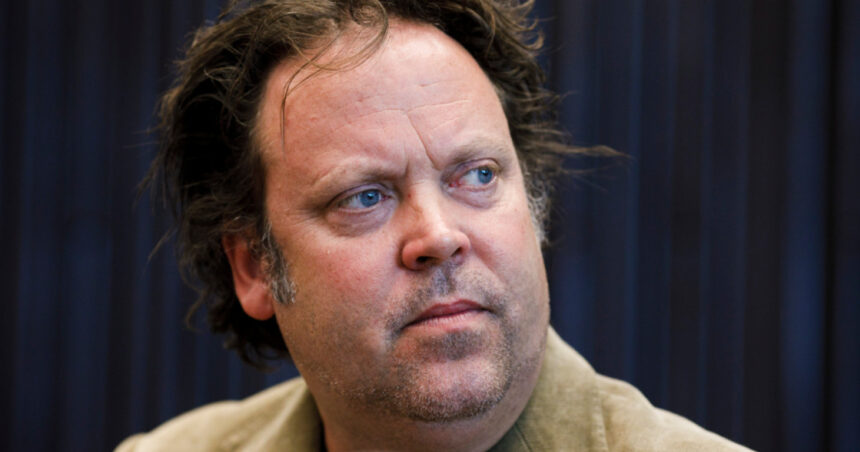 charley ottley a obtinut cetatenia romana cand va depune juramantul producatorul britanic al wild carpathia si flavours of romania 6908e1f532f8c