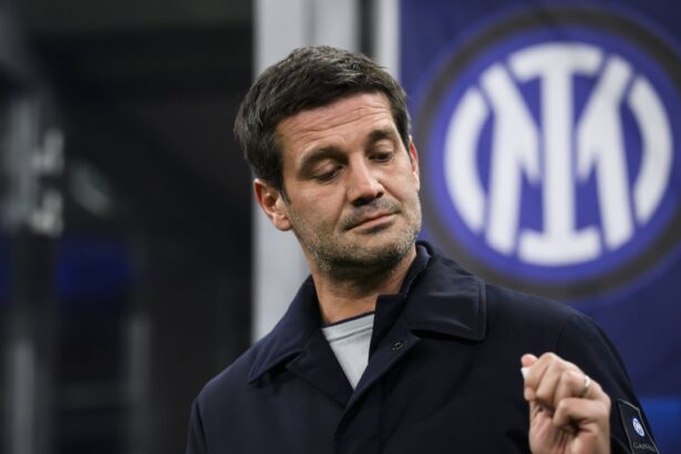 chivu si a facut lista de transferuri la inter anuntul venit din italia 690ef95e0ad08