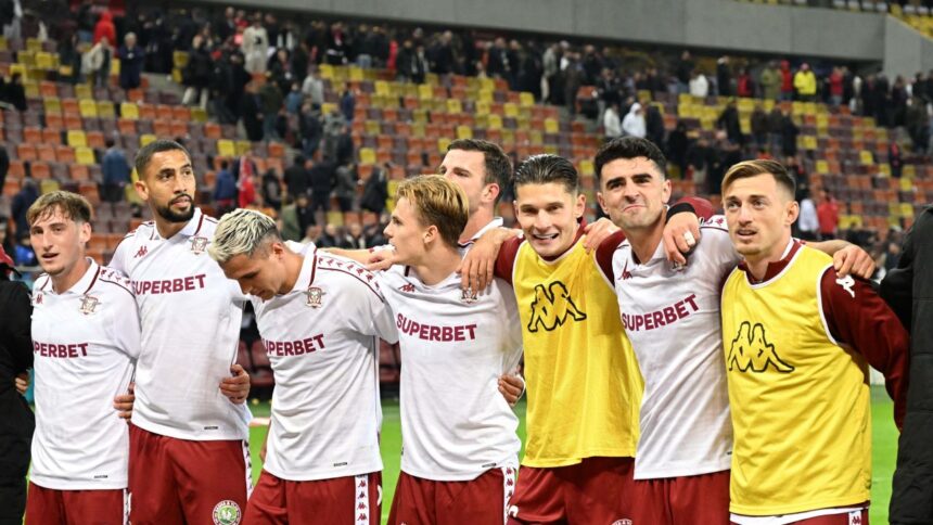 clasament rapid lider doar 24 de ore fcsb urca usor in timp ce cfr e intr un colaps grav cum arata superliga la finalul turului 6909153a28a37