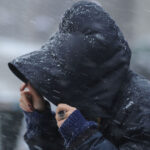 cod galben de ploi si vant puternic in sud vestul tarii meteorologii anunta lapovita la munte si precipitatii in capitala 690db7e4ded2d