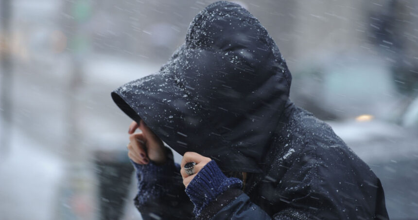cod galben de ploi si vant puternic in sud vestul tarii meteorologii anunta lapovita la munte si precipitatii in capitala 690db7e4ded2d