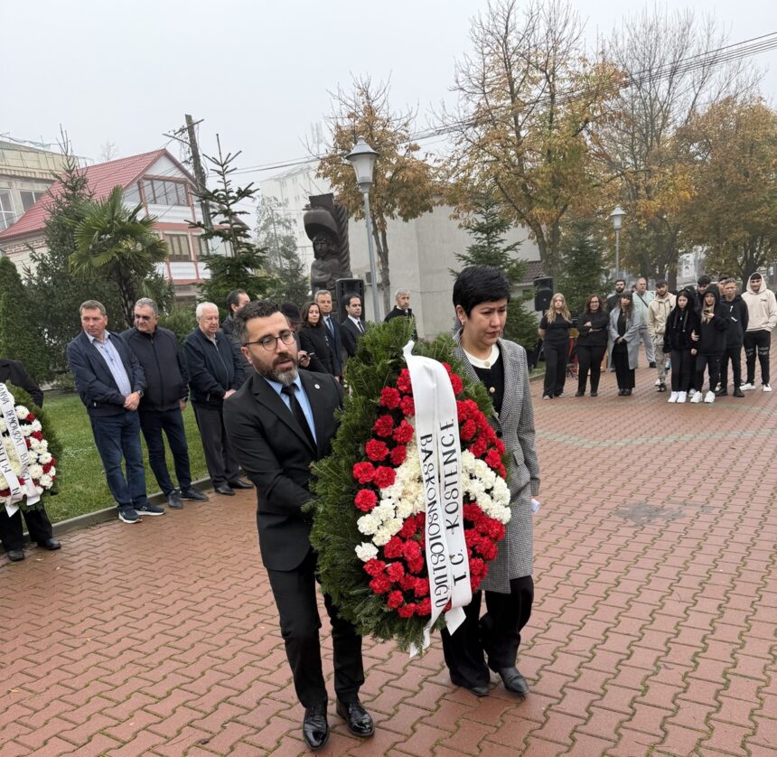 comunitatea turco tatara din medgidia a comemorat implinirea a 87 de ani de la trecerea in nefiinta a lui mustafa kemal ataturk cel considerat fondatorul republicii turcia 6911c39539776