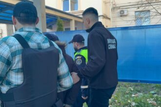 constanta tanar de 20 de ani retinut dupa ce a furat produse de 400 de lei dintr un hipermarket 69075ab96a4bf