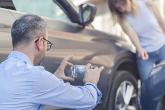 constatarea amiabila de accident poate fi completata online reprezentantii baar documentul se transmite automat catre asiguratori 69157d4c84b94