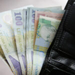 contabilul care ar fi furat 1 200 000 de lei de la doua scoli din sectorul 5 lasat in libertate el a fost pus sub control judiciar 690de528ae5b7