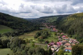 cum au ajuns primarii mici din tara sa aiba datorii de milioane la stat la rectificare ne dadeau bani s a marit pretul gunoiului 6912c8b96cf70