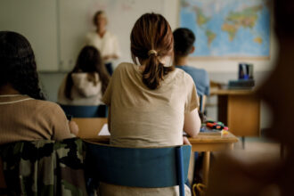 daniel david vom fi atenti ca profesorii sa nu fie afectati de interdictia cumulului pensie salariu cei pensionati ne ajuta 69274d2071cb0