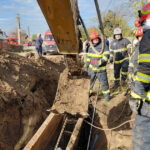 doi oameni care sapau un sant in prahova au fost prinsi la 5 metri sub pamant barbatii au murit in ciuda eforturilor salvatorilor 6914e29c9a4fa