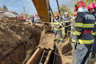 doi oameni care sapau un sant in prahova au fost prinsi la 5 metri sub pamant barbatii au murit in ciuda eforturilor salvatorilor 6914e29c9a4fa