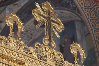 doi tineri au furat sistemul de sonorizare in valoare de 6 000 de euro al unei biserici din sibiu cum au fost prinsi 691c85810b167