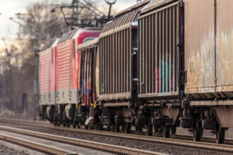 doua trenuri de marfa s au ciocnit in judetul teleorman circulatie feroviara restrictionata 691d7b641e82f