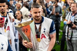 e gata radu dragusin revine englezii au aflat planul antrenorului lui tottenham 6912edd68c442