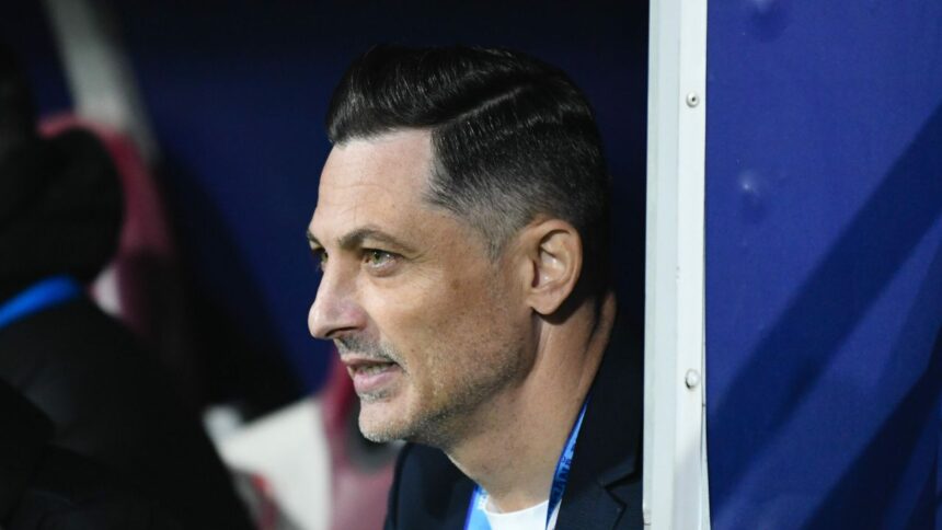 eliberarea lui radoi costisitoare rotaru a dezvaluit cat a platit antrenorul pentru a parasi craiova 6911e2c3f1b44