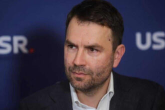 exclusiv drula replica pentru psd si aur care au cerut suspendarea lui nicusor dan un ceai calmant acolo si un ceai linistitor dincolo 6909213c5a0bc