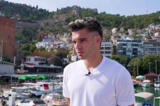 exclusiv ianis hagi a reactionat intr un interviu pentru pro tv dupa decesul lui emerich ienei 690b39b12d7a2