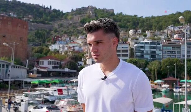 exclusiv ianis hagi a reactionat intr un interviu pentru pro tv dupa decesul lui emerich ienei 690b39b12d7a2