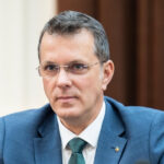 exclusiv s ar putea sa ne trezim vecini cu putin ionut mosteanu se opune taierii cheltuielilor de personal din armata 6924adb00faa6