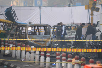 explozia de la fortul rosu din new delhi soldata cu opt morti prim ministrul indian a calificat deflagratia drept un complot 69135fd48aeb7