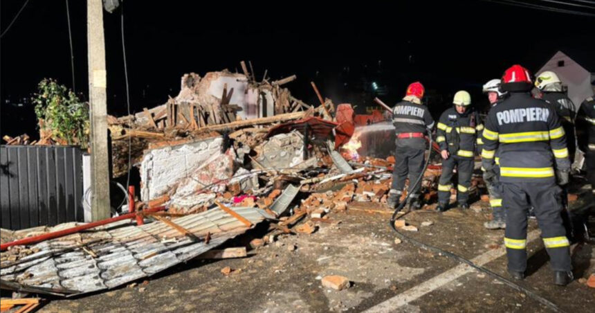 explozie puternica urmata de incendiu intr o locuinta din dej barbat gasit mort sub daramaturi pompierii cauta si alte victime 690669250606c