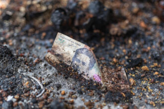 fara banii din activele rusesti inghetate ucraina se apropie de colaps financiar cum afecteaza disputele din ue economia kievului 691823c08b153