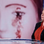 femeie trimisa in judecata dupa ce a spus ca o statuie a fecioarei maria plangea cu lacrimi de sange suma stransa din donatii 6914df086fa24