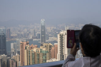 fenomenul caselor hongza din hong kong cum influenteaza o tragedie logica imobiliara chineza 6922ef08801fd