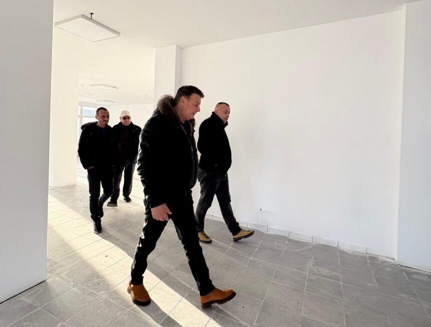 florin mitroi presedintele cjc a verificat lucarile la centrul pentru persoane cu alzheimer din agigea 6925b44c49c50