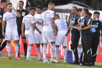 fostul antrenor al lui fcsb si a gasit echipa a condus deja primul antrenament 690a1ce6259ff