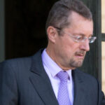 fostul sef al spionajului francez bernard bajolet va fi judecat pentru complicitate la tentativa de santaj 690a336731269