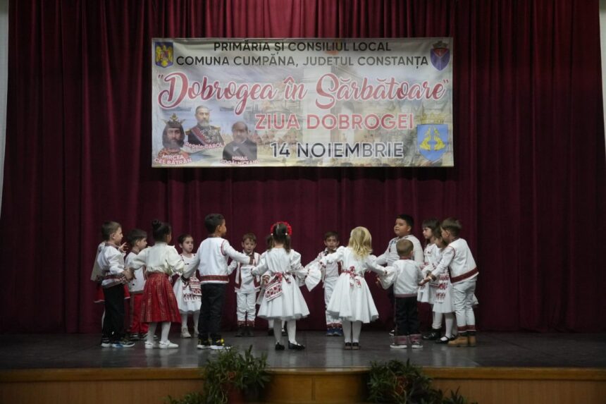 foto copiii artistii si comunitatea din cumpana au adus la la viata mozaicul etnic al dobrogei 691741d98ff30