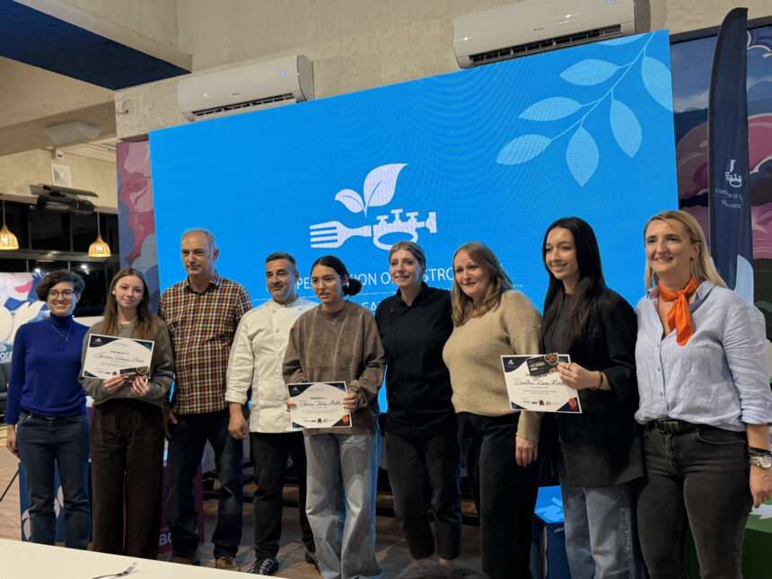 foto educatie prin gust de ziua dobrogei tinerii constanteni au descoperit povestile mancarii locale 691b1ceaa2582