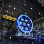 foto jeff bezos concureaza cu spacex blue origin dezvaluie planul pentru o versiune mai mare a rachetei new glenn 691f72217ec65