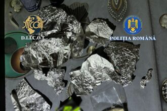 foto perchezitii de amploare si in judetul tulcea un barbat este cercetat pentru ca ar fi comercializat cannabis cu cat vindea gramul 100 de lei 691dc18ec7f0b