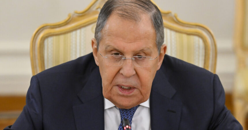 foto prima aparitie publica a lui lavrov dupa zvonurile ca ar fi cazut in dizgratia lui putin cu cine s a intalnit 691b881cbb275