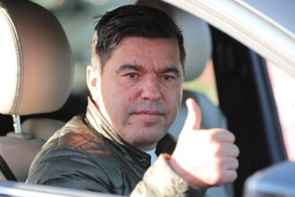 foto si video contra fotografie de pus in rama cum ii spun arabii dupa o luna in qatar 6913147f26eb3