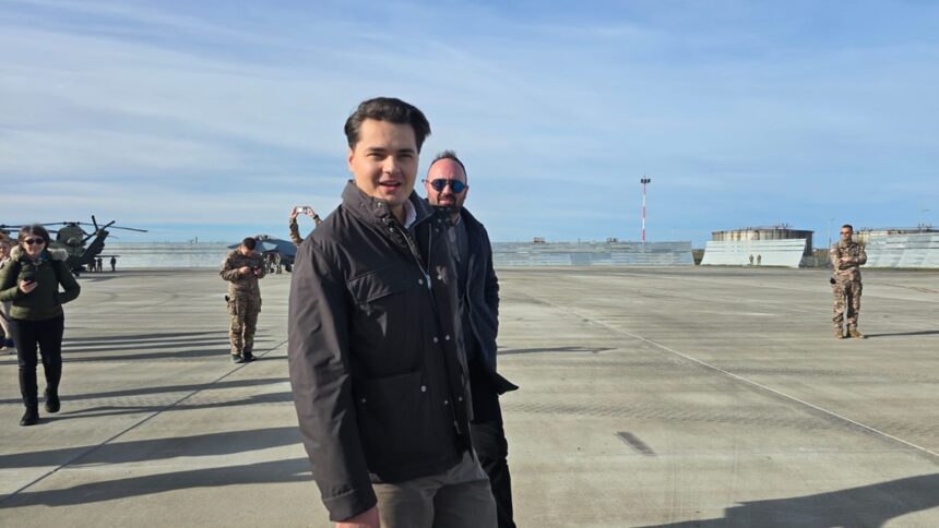 foto video selly prezent la baza 57 aeriana mihail kogalniceanu unde soldatii americani vor celebra ziua recunostintei in weekend 692583359de91