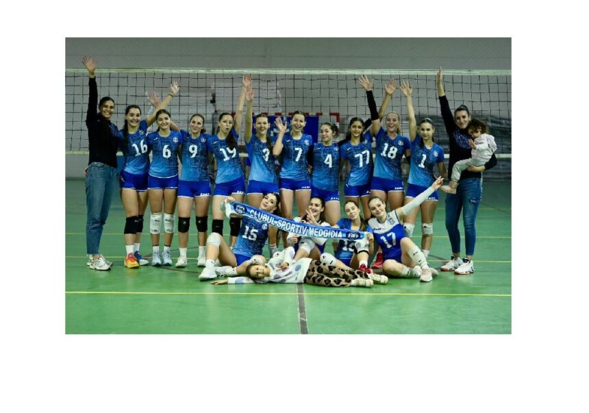 foto voleibalistele de la cs medgidia au invins echipa de la cs navodari dupa un meci maraton de cinci seturi 69230a458a9e6