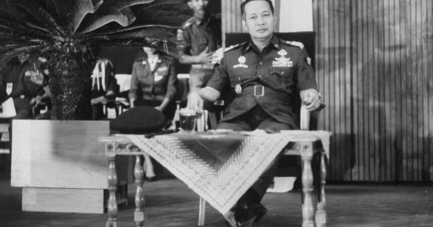 furie in indonezia dupa ce fostul dictator suharto acuzat de coruptie si crime in masa a fost numit erou national 6911a16872f0c
