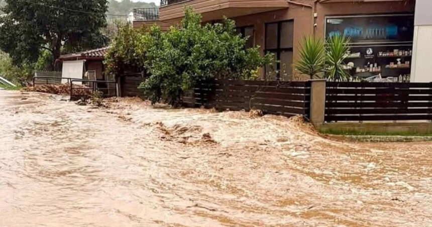 furtuni violente si ploi torentiale in nord vestul greciei insula corfu grav afectata de inundatii 6921a819b6f06