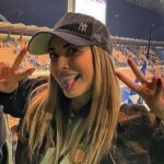 galerie foto cea mai infocata fana a lui inter a reactionat dur sa i cereti scuze lui cristi chivu 6911ae04d9f04