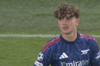 galerie foto istorie in champions league a batut recordul imediat dupa ce a pasit pe teren la 15 ani 690a58aa2874b