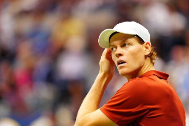 galerie foto jannik sinner i a dat avertisment mamei sale bizareria sezonului in circuitul atp 690e624d8dff2